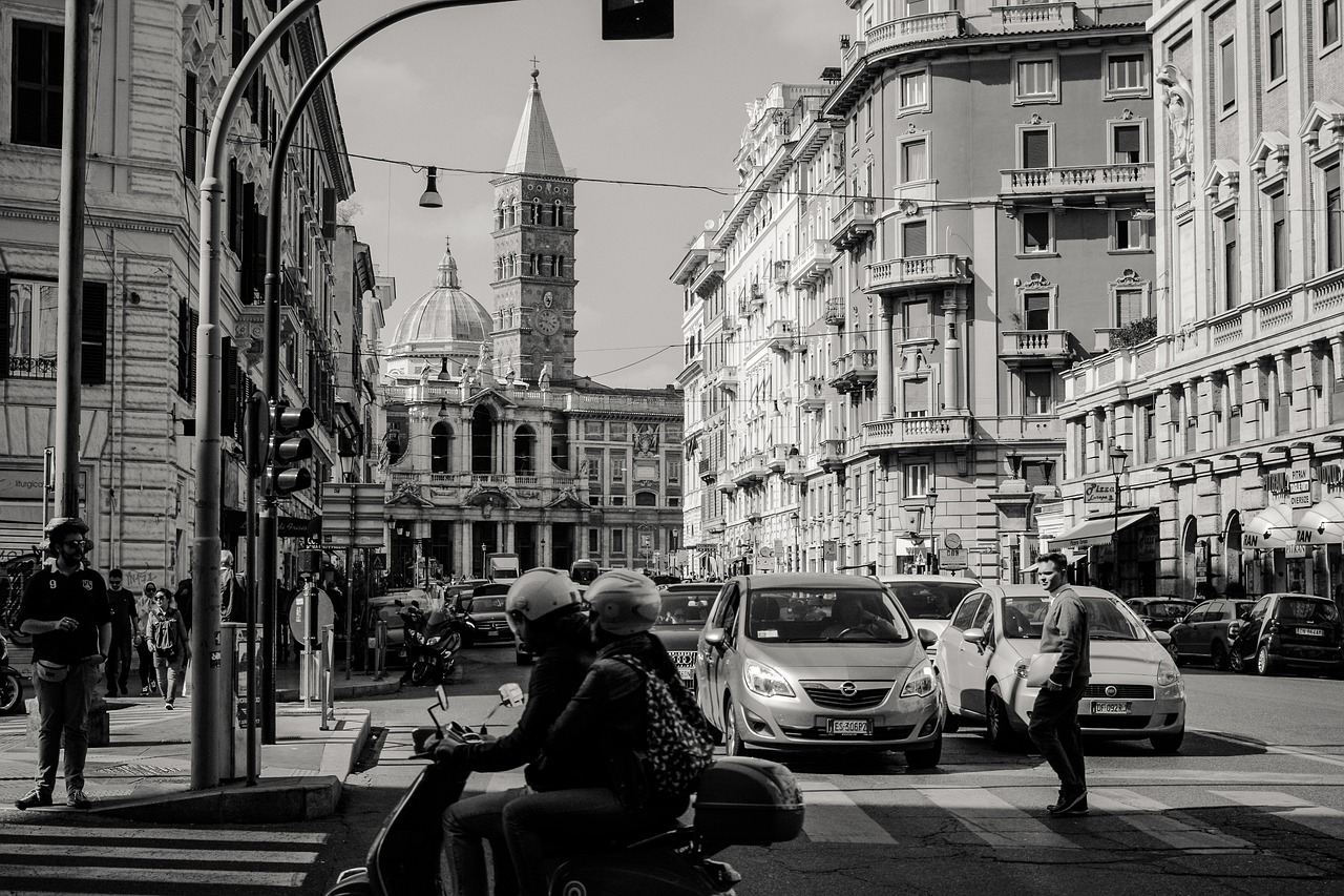 Quali sono le alternative ai mezzi di trasporto pubblico a Roma?